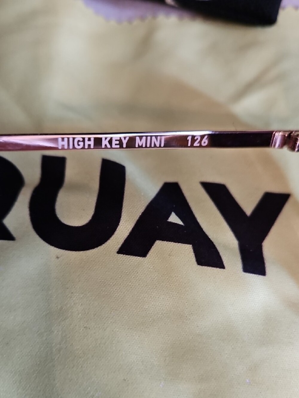 NWOT Quay Australia Rose Gold Aviator Sunglasses with Gradient Brown-Gray Lenses - Picture 5 of 8